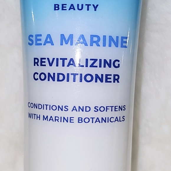 COPY - 4 Piece Disney Resorts H20 Bath Products Set of 4 - Picture 5 of 5